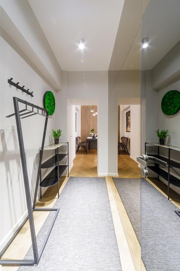 Old Town Apartment L Self Check In 빌뉴스 외부 사진
