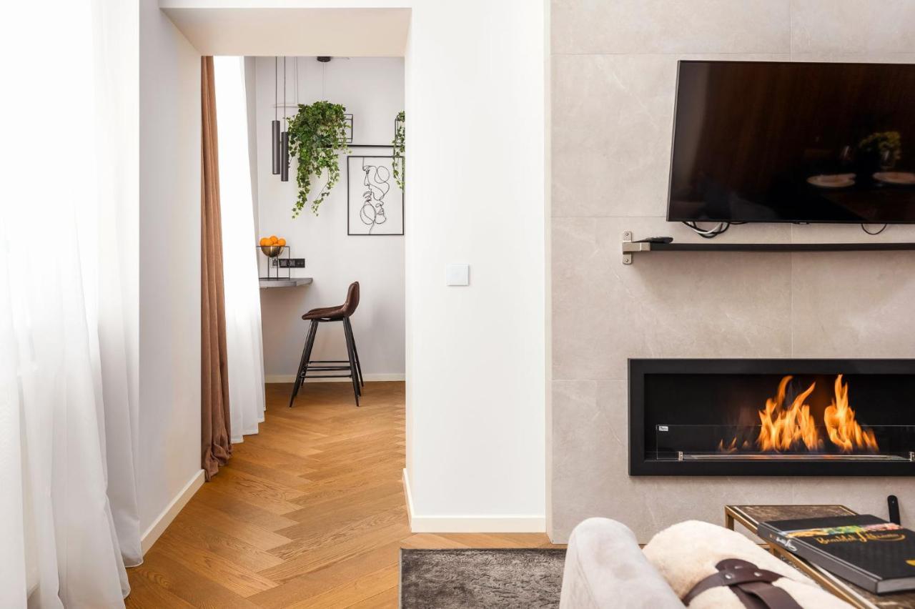 Old Town Apartment L Self Check In 빌뉴스 외부 사진